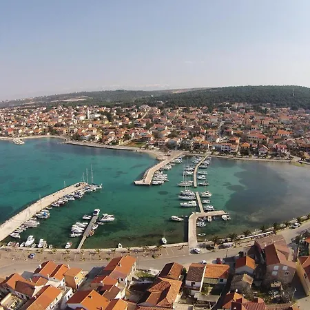 2 Bedroom Awesome In Bibinje