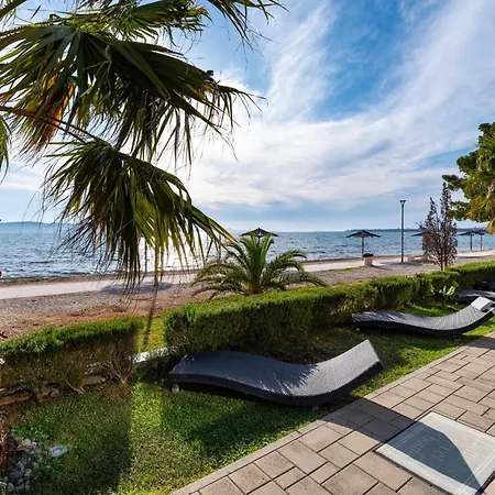 Appartamento 2 Bedroom Awesome In Bibinje