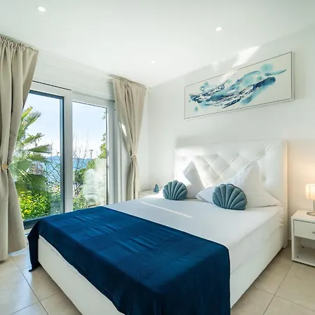 2 Bedroom Beautiful In