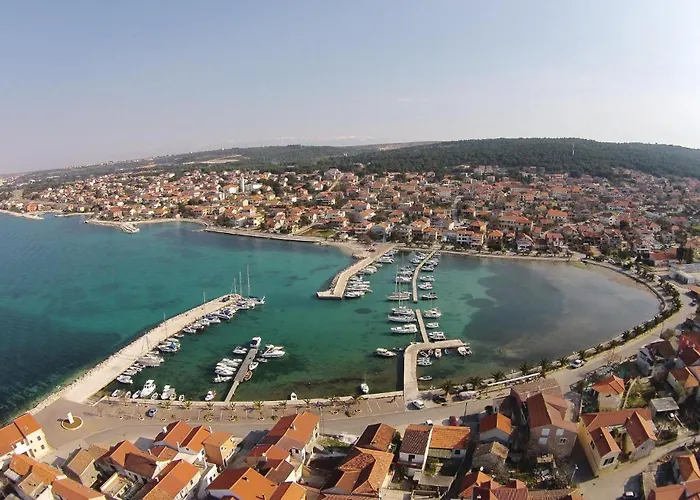 2 Bedroom Awesome In Bibinje